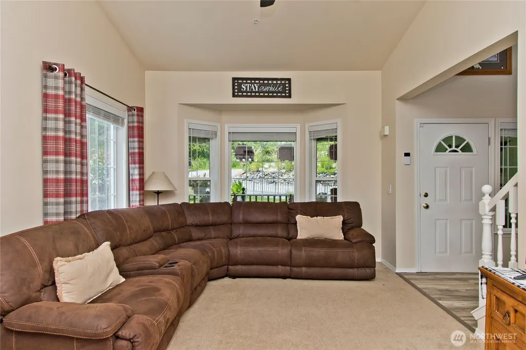32421 Whitman Lake Drive E Graham WA 98338