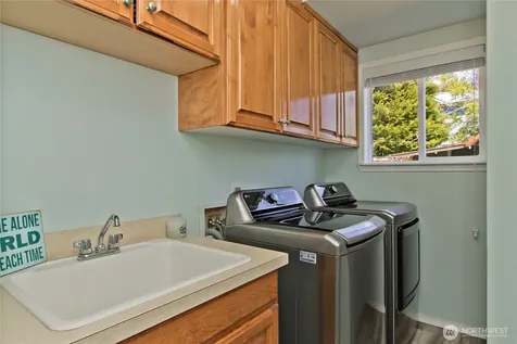 32421 Whitman Lake Drive E Graham WA 98338