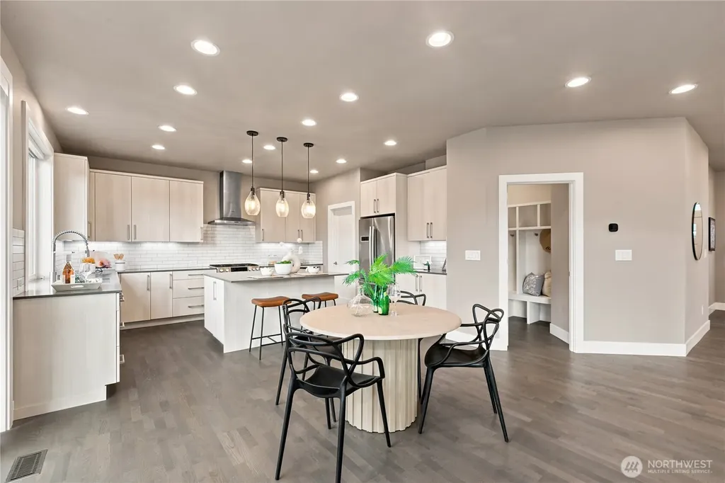 13932 131st Lane NE Kirkland WA 98034