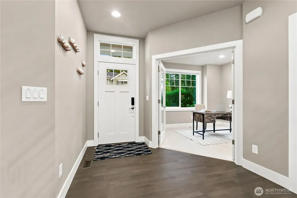 13932 131st Lane NE Kirkland WA 98034