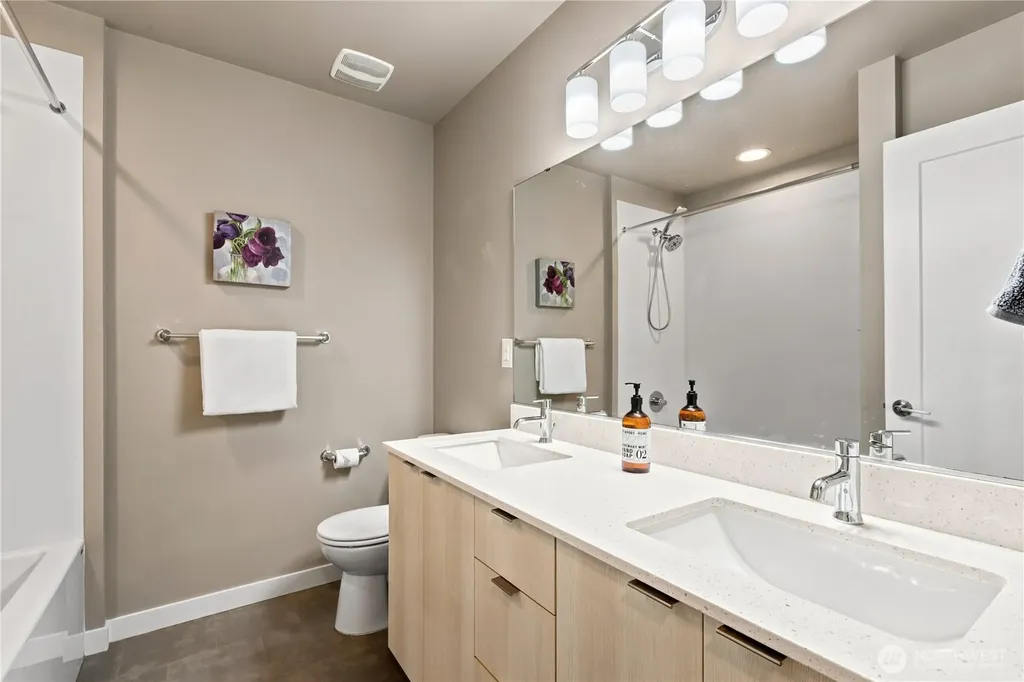 13932 131st Lane NE Kirkland WA 98034