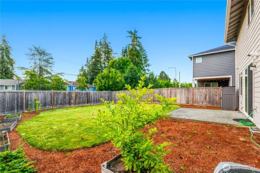 13932 131st Lane NE Kirkland WA 98034