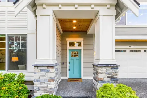 13932 131st Lane NE Kirkland WA 98034