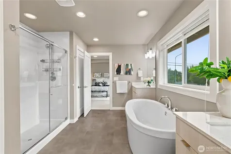 13932 131st Lane NE Kirkland WA 98034