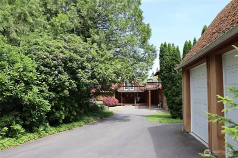 7022 NE 170th Street Kenmore WA 98028