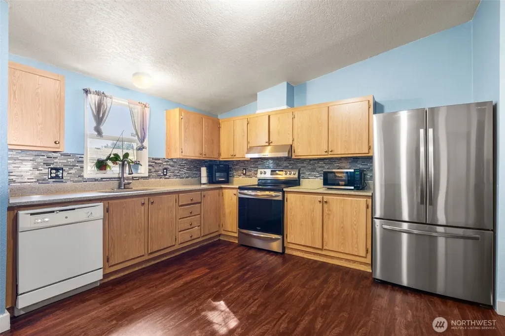 1024 Lincoln Avenue E Tenino WA 98589
