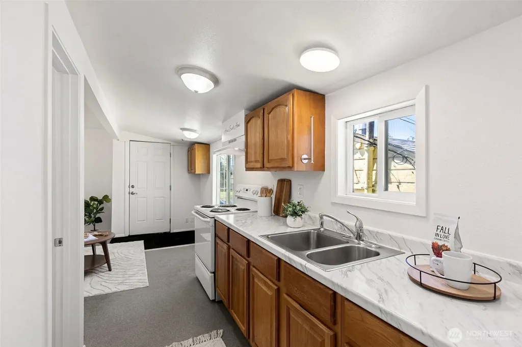 2212 15th Street Bremerton WA 98312