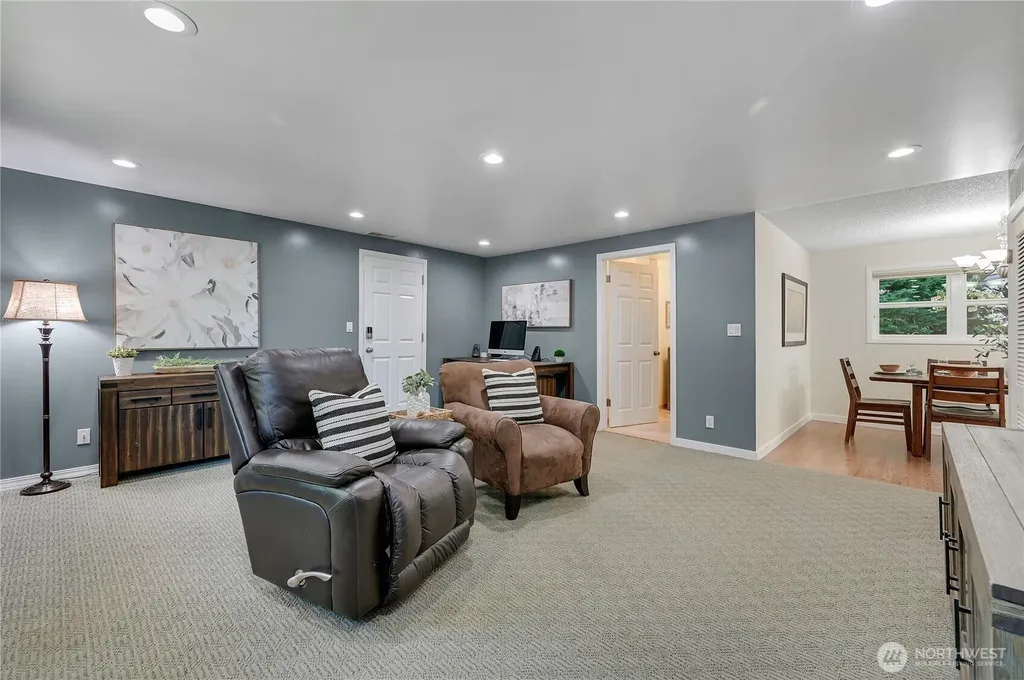 10157 NE 200th Street Bothell WA 98011