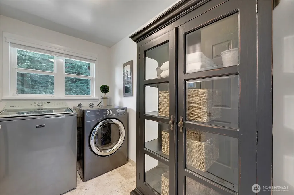 10157 NE 200th Street Bothell WA 98011