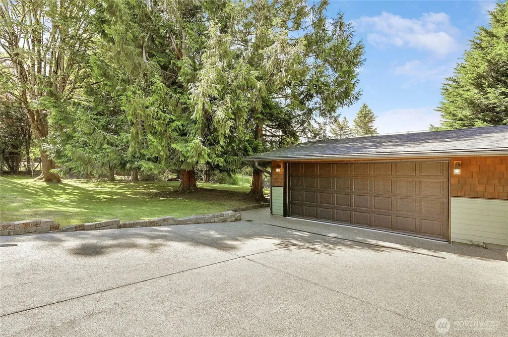 10157 NE 200th Street Bothell WA 98011