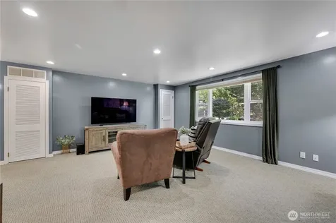 10157 NE 200th Street Bothell WA 98011