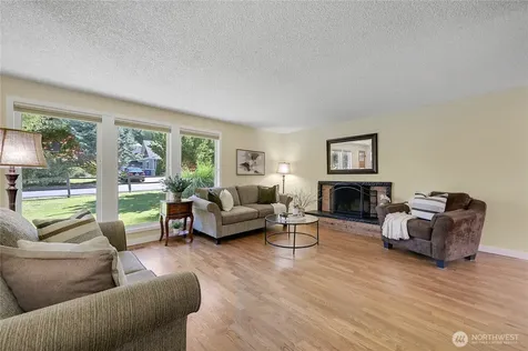 10157 NE 200th Street Bothell WA 98011