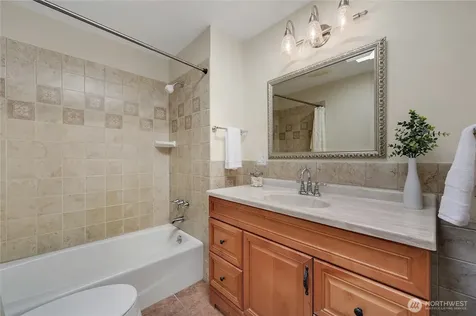 10157 NE 200th Street Bothell WA 98011