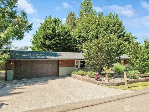 10157 NE 200th Street Bothell WA 98011