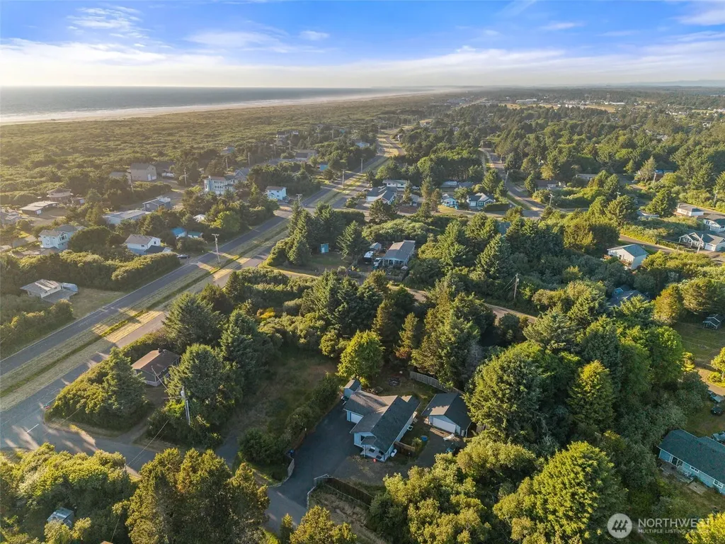 193 N Narwhal Loop NW Ocean Shores WA 98569