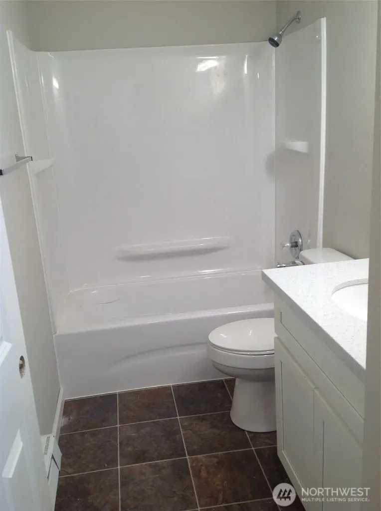 122 169th Street E Spanaway WA 98387