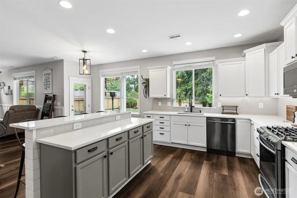 1826 65th Avenue SE Tumwater WA 98501