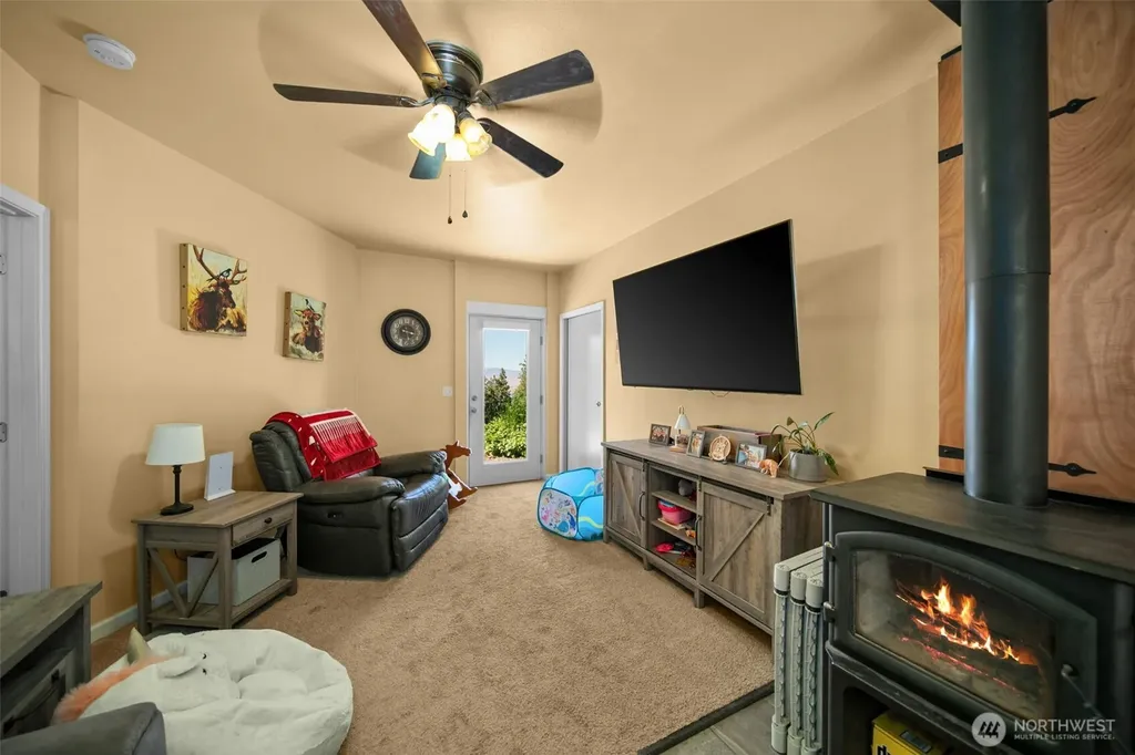 5579 Big Springs Ranch Road Wenatchee WA 98801
