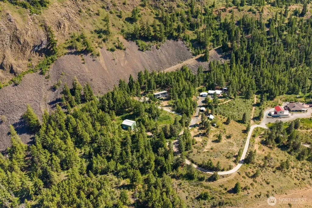 5579 Big Springs Ranch Road Wenatchee WA 98801