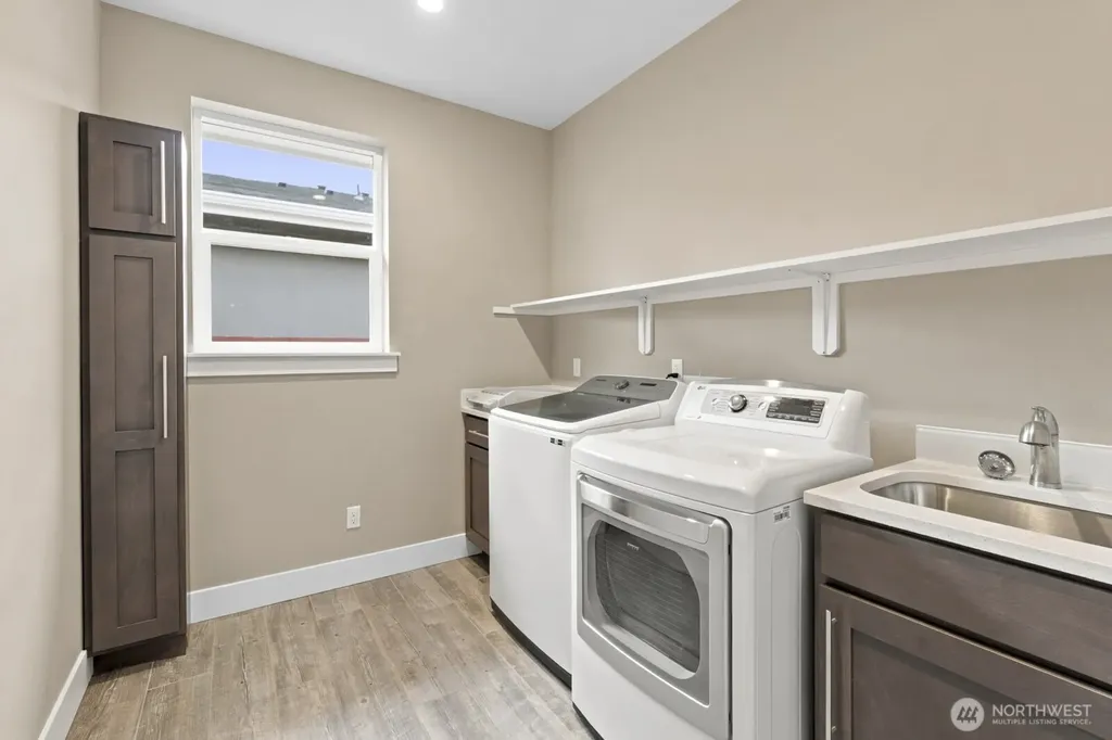 399 Eagle Nest Court SE Ocean Shores WA 98569