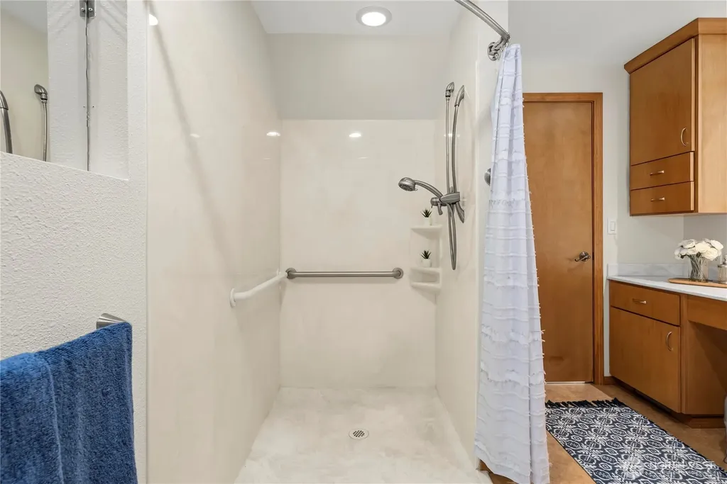 1214 276th Street E Spanaway WA 98387