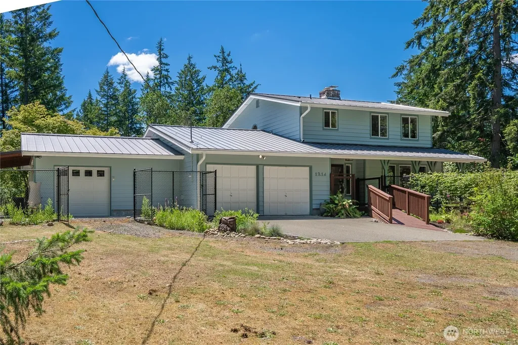 1214 276th Street E Spanaway WA 98387