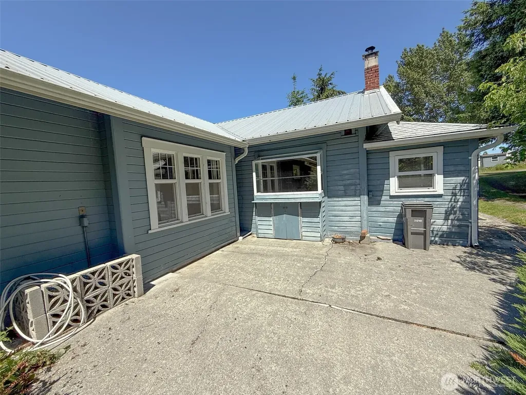 19817 Anderson Road Mount Vernon WA 98274