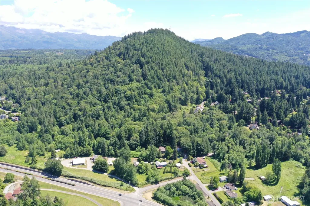 19817 Anderson Road Mount Vernon WA 98274