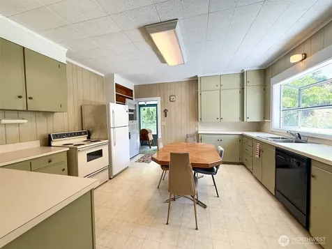 19817 Anderson Road Mount Vernon WA 98274