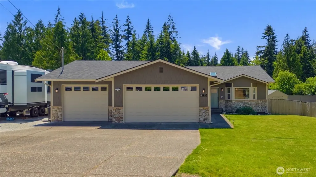 8102 323rd Place Stanwood WA 98292