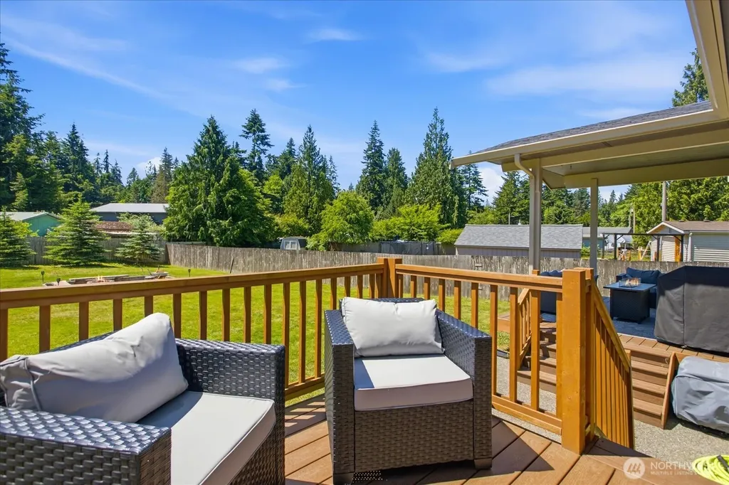 8102 323rd Place Stanwood WA 98292