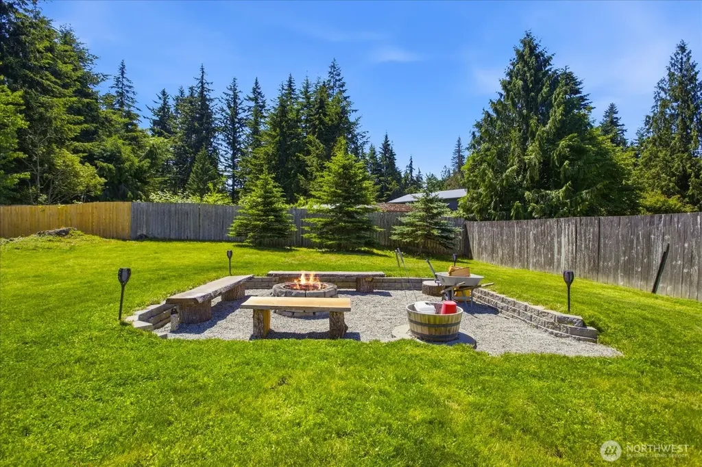 8102 323rd Place Stanwood WA 98292