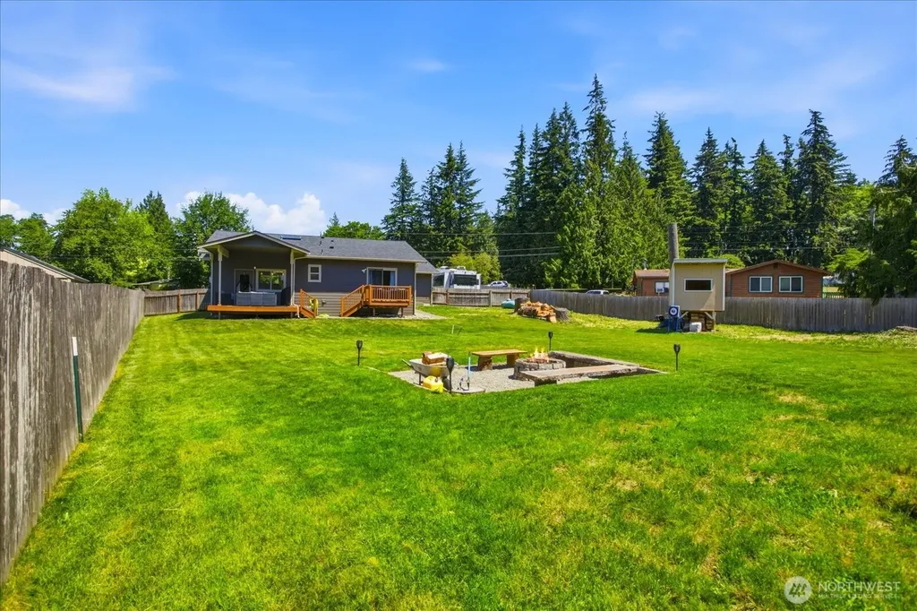 8102 323rd Place Stanwood WA 98292