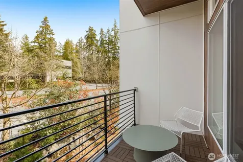 16015 SE 31st Lane Bellevue WA 98008