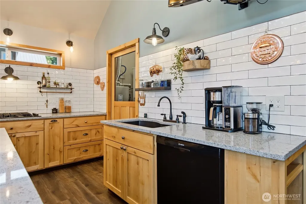 308 Loveland Avenue Mukilteo WA 98275