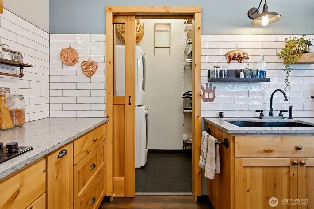 308 Loveland Avenue Mukilteo WA 98275