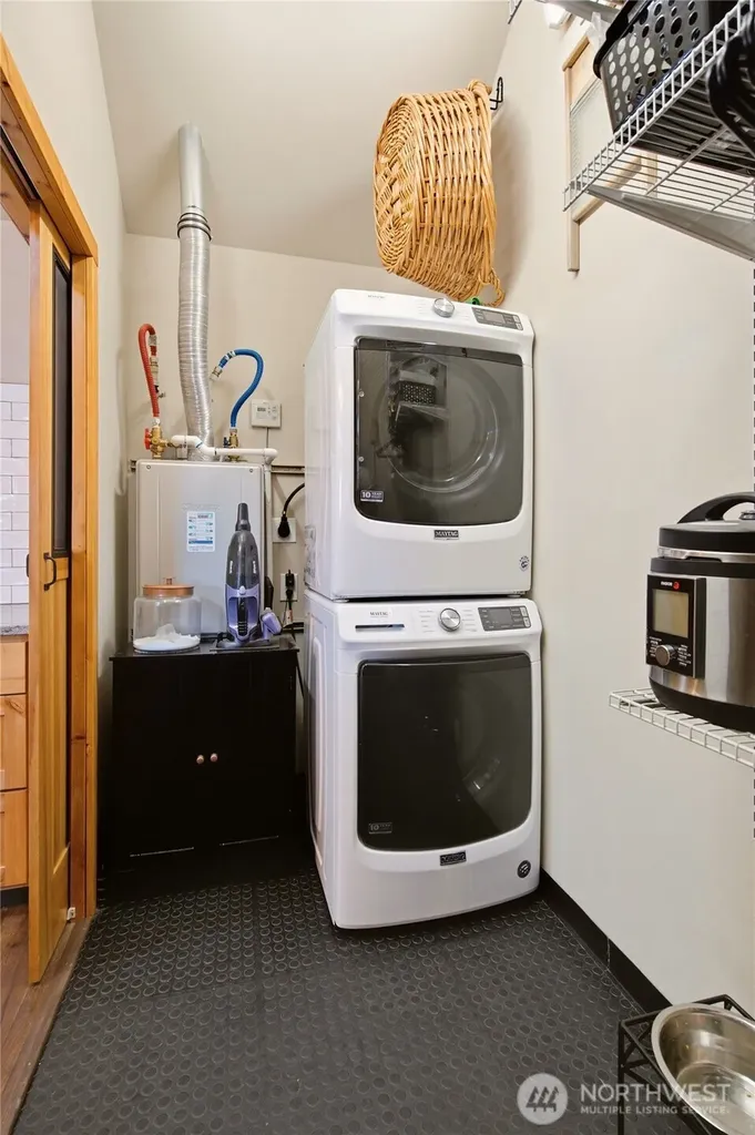 308 Loveland Avenue Mukilteo WA 98275