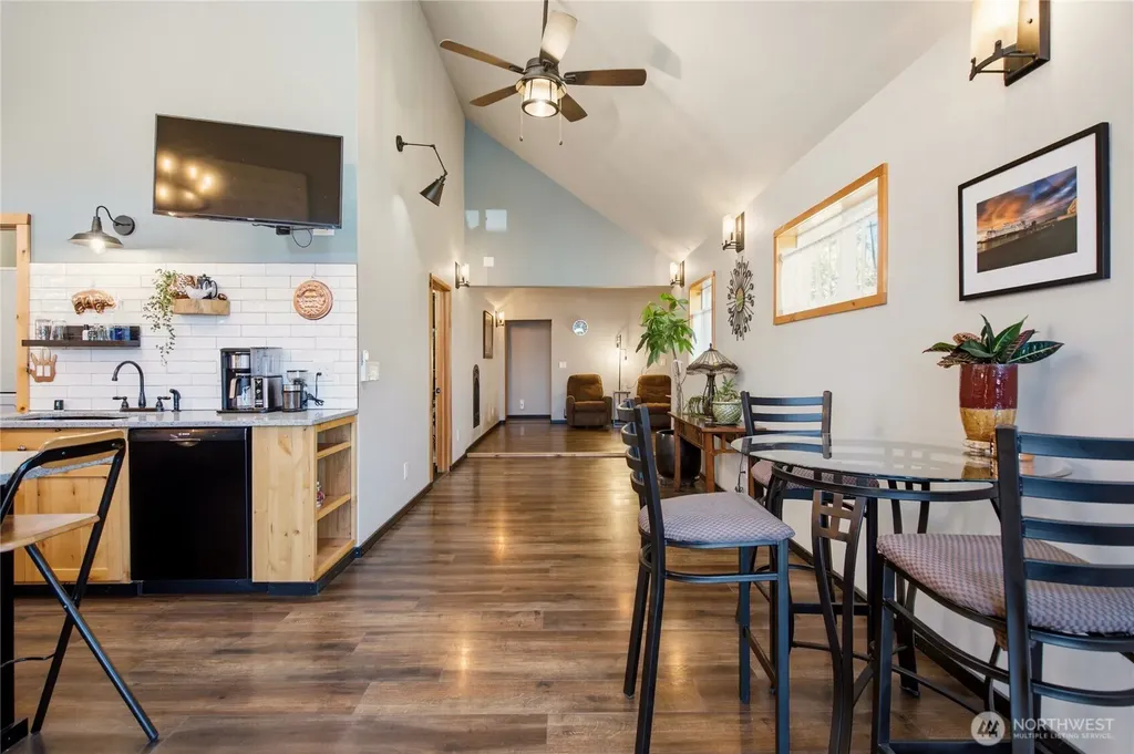 308 Loveland Avenue Mukilteo WA 98275