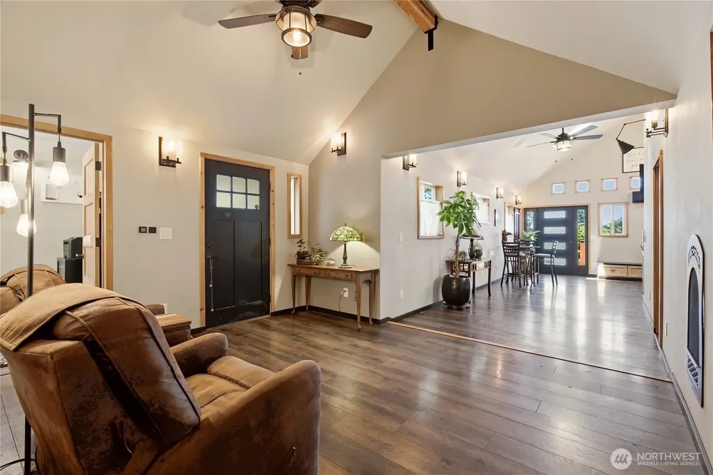 308 Loveland Avenue Mukilteo WA 98275