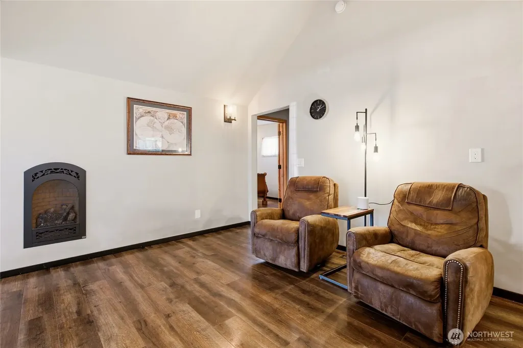 308 Loveland Avenue Mukilteo WA 98275