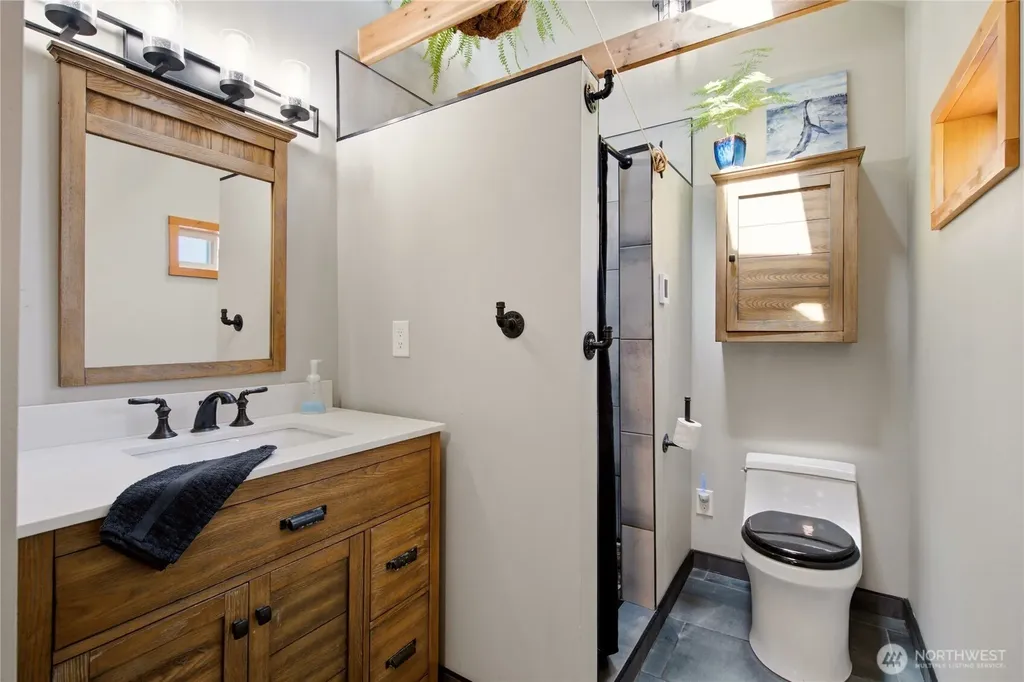 308 Loveland Avenue Mukilteo WA 98275