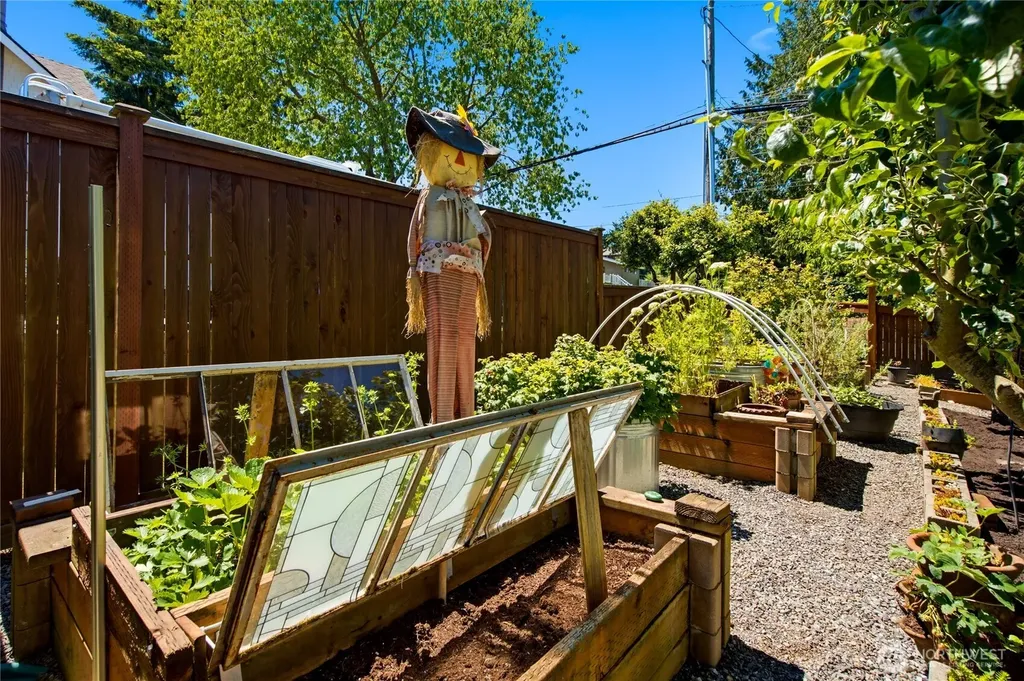 308 Loveland Avenue Mukilteo WA 98275