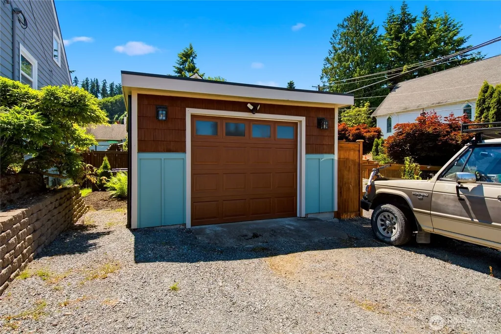 308 Loveland Avenue Mukilteo WA 98275