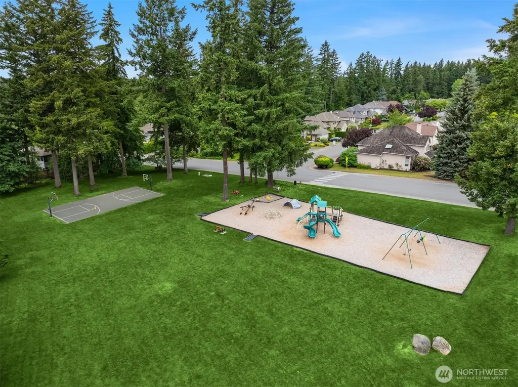 24213 SE 38th Place Sammamish WA 98029