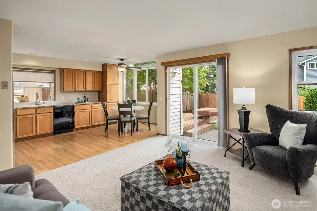 24213 SE 38th Place Sammamish WA 98029