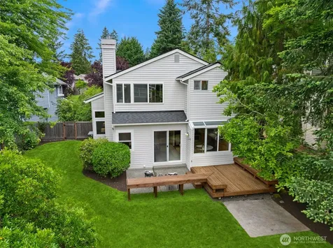 24213 SE 38th Place Sammamish WA 98029