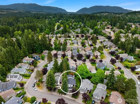 24213 SE 38th Place Sammamish WA 98029