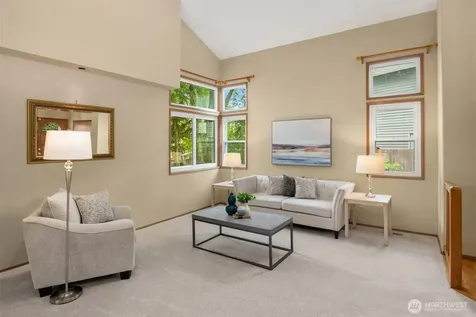 24213 SE 38th Place Sammamish WA 98029