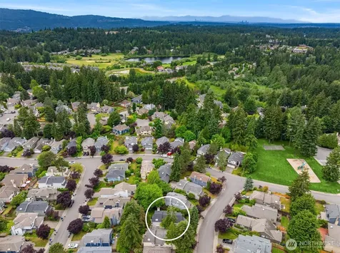 24213 SE 38th Place Sammamish WA 98029