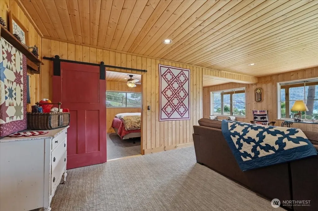 15137 S Lakeshore Road Chelan WA 98816